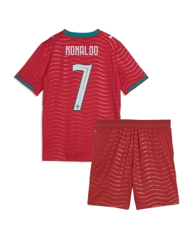 Billige Fotballdrakt Portugal Cristiano Ronaldo #7 Replika Hjemmedraktsett Barn VM 2026 Kortermet (med bukser)